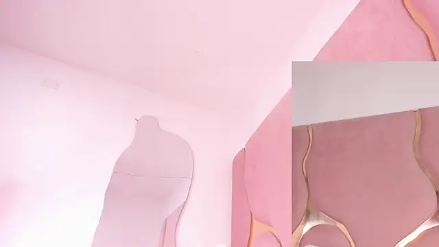Lia_petiteht webcam