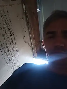 HotRamis83 webcam