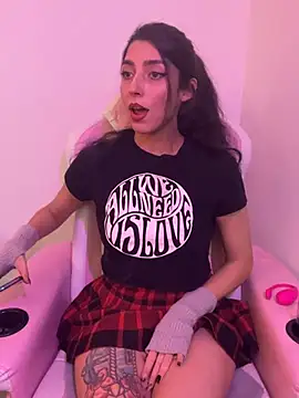 Felicia_smok3 webcam