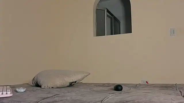 JustClaree webcam