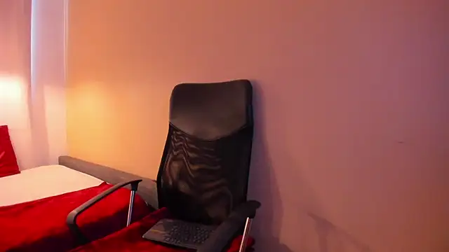liabell_ webcam