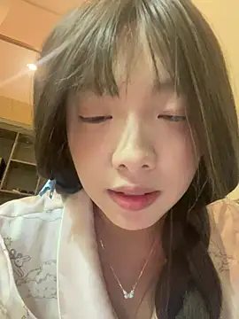 YY-1-1-1 live cam on StripChat