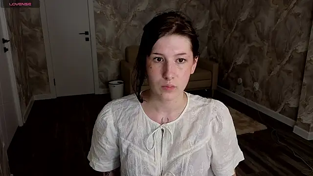 Ester_Henderson live cam on StripChat