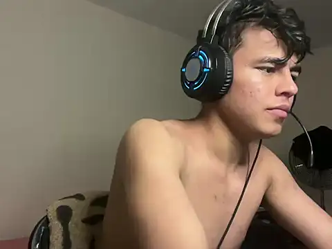 ToddWarren live cam on StripChat