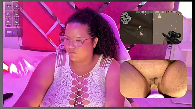 MhiaRey webcam