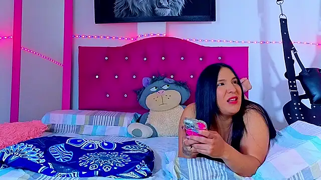 Kiara_Casidie webcam