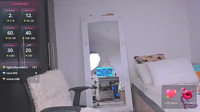 SharonVelvet webcam