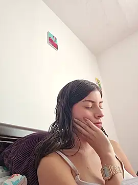 IrisBound live cam on StripChat