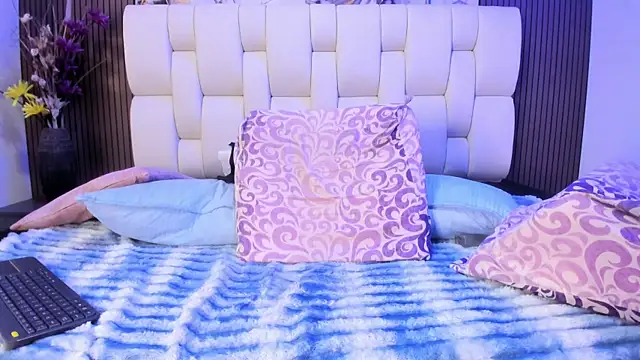 alisstarr live cam on StripChat
