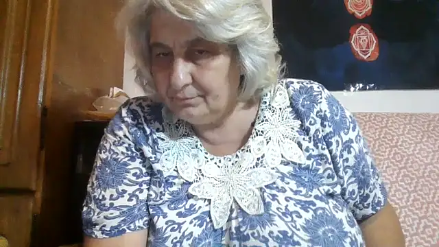 ExquisiteMature webcam