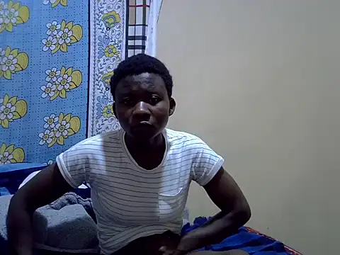 NaughtyNyra