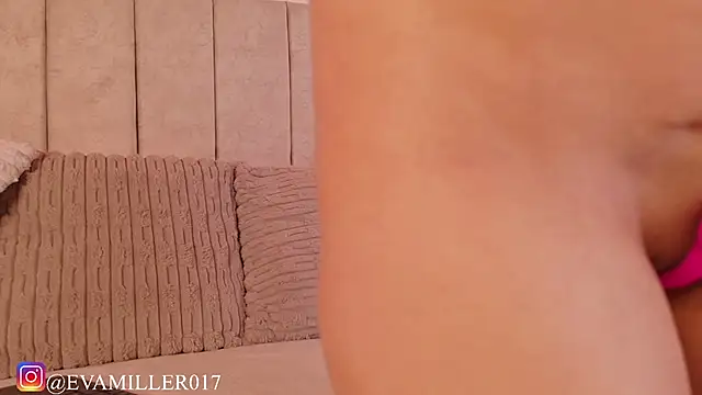 eva_miller7 live cam