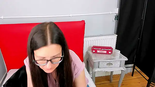 NadiaXlove webcam