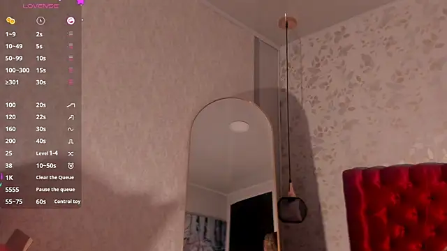 NathalyLeen live cam