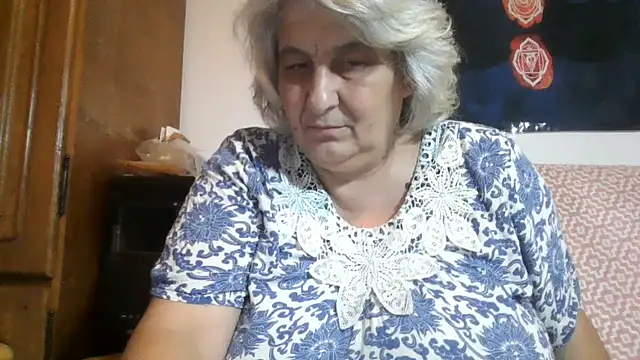 ExquisiteMature webcam