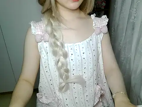 _hihihahaa_ - _hihihahaa_'s free webcam - UK Sex Cams