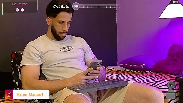 Karim_mansur webcam