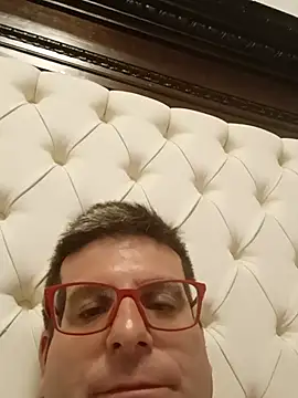 dario84rozz - Dario84rozz's free webcam - UK Sex Cams