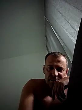 tomtom9179 - Tomtom9179's free webcam - UK Sex Cams