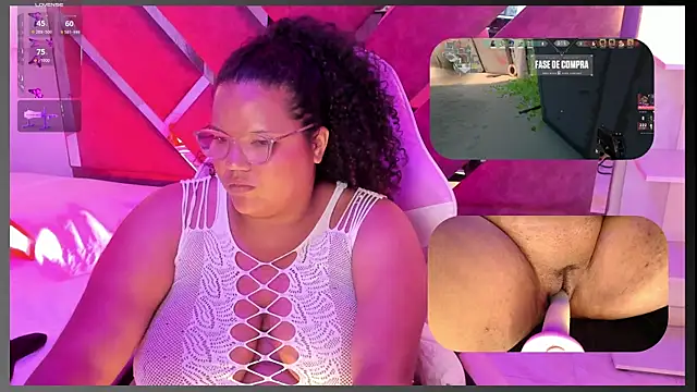 MhiaRey webcam