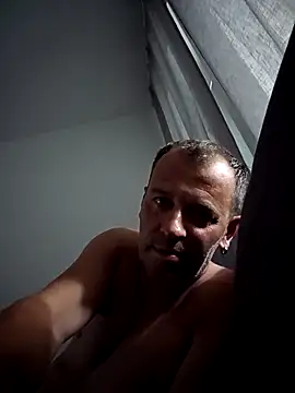 tomtom9179 live sex cam