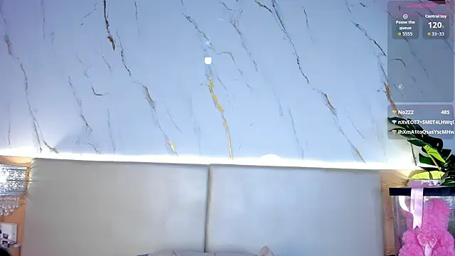 Julietaa_1 live cam on StripChat