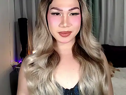 sensual_elise live cam on StripChat