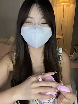 _xiaoxinxin_ live cam on StripChat