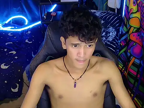 hugekenbigcock webcam