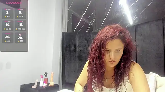 Patricia_HL live cam on StripChat