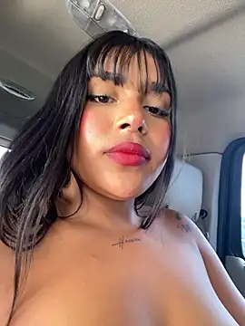 Mariangel_11 live cam on StripChat
