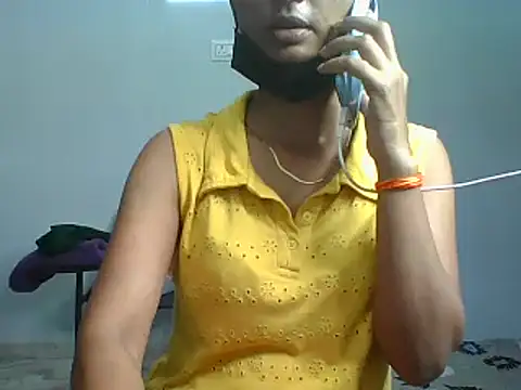 Sonam1186 live cam on StripChat
