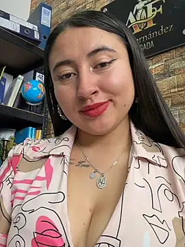 _Sarah-Office1 webcam
