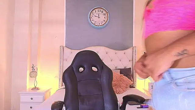 Siriuss_Collin live cam on StripChat
