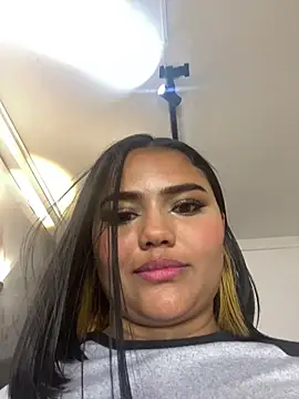 Cherry_lovee webcam