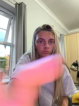 IndiaHughesUkx