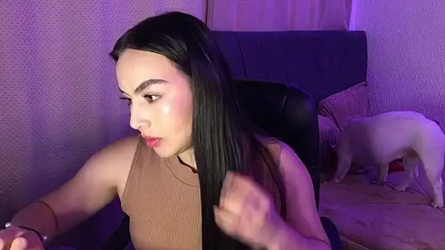 amelia_hall webcam