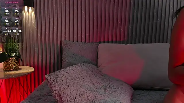 SOPHICOLLINS webcam