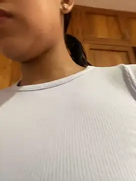 clara_em