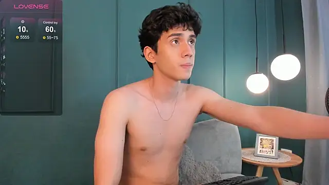 Milan_saint live cam on StripChat