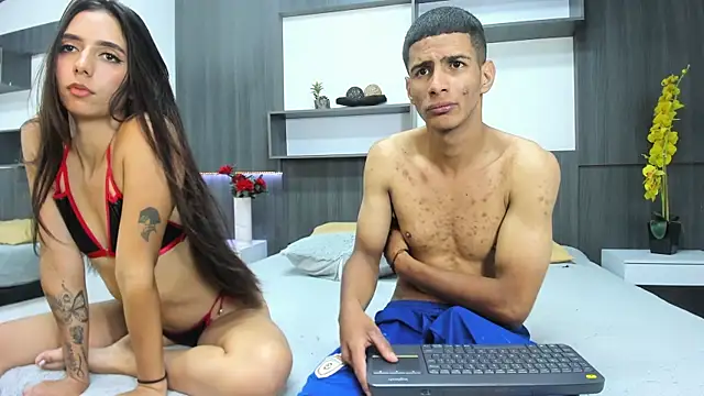 Tomy_And_Mariana webcam