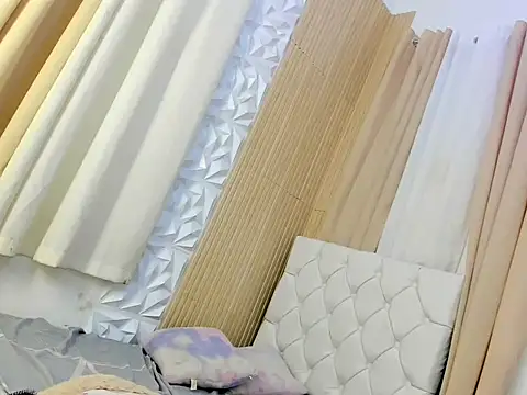 twerkitlike_twinkle webcam
