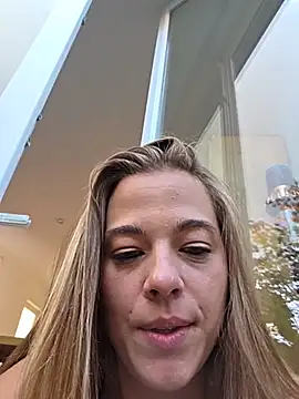 Luna_Lynn webcam