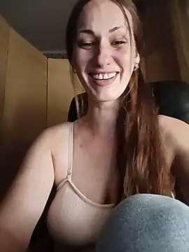 LunaCrystall webcam