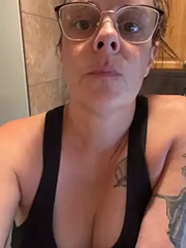 matildajane5 - MatildaJane5's free webcam - UK Sex Cams