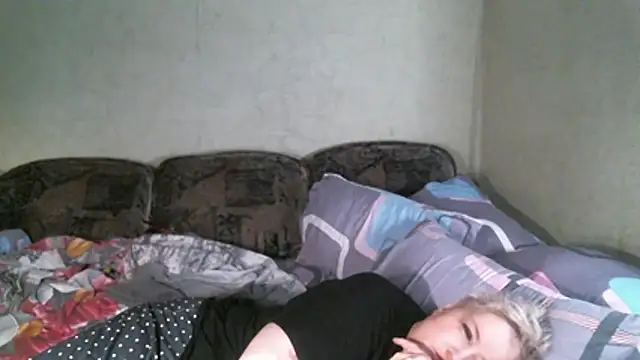 Lana555 live cam on StripChat