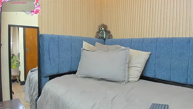 zara_milf webcam