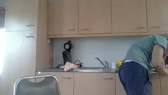 bertolini live cam on StripChat