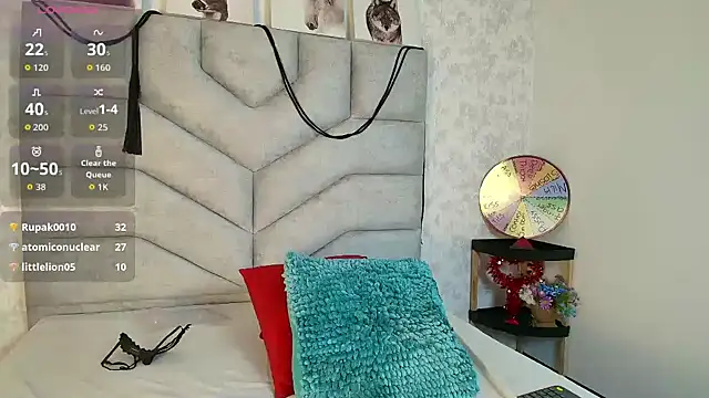 KimberlyFox_t live cam on StripChat