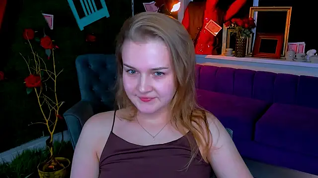 LissaTelor live cam on StripChat